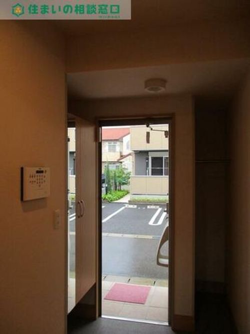 愛知県高浜市八幡町3丁目(アパート)の賃貸物件の玄関