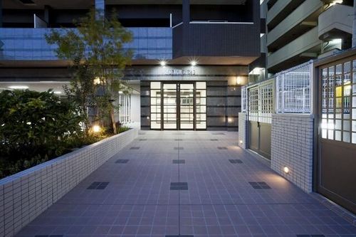 福岡県福岡市中央区平尾4丁目(マンション)の賃貸物件の玄関