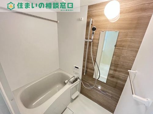 愛知県岡崎市明大寺町字西郷中(アパート)の賃貸物件の風呂