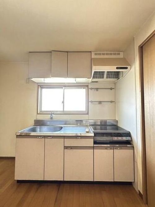 大阪府貝塚市福田(マンション)の賃貸物件のキッチン