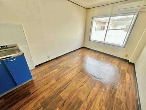 Stylish24UHOの居間