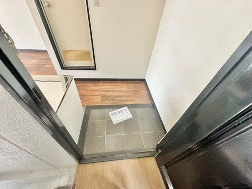 Stylish24UHOの玄関