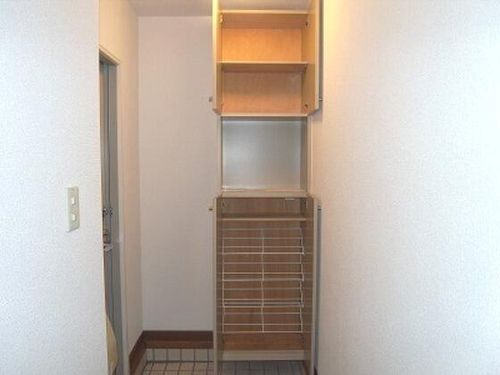 福岡県春日市須玖北7丁目(アパート)の賃貸物件の玄関