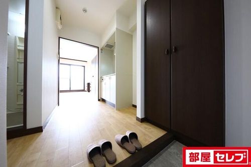 Ritzy本山205の玄関