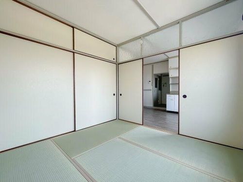 公社賃貸SMALIO 貝塚中央3-305の内装