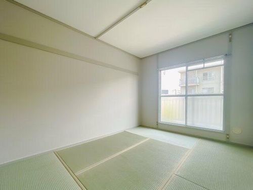 公社賃貸SMALIO 貝塚中央3-305の内装
