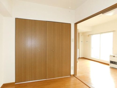 グランベル美園501の内装