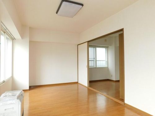 グランベル美園501の内装