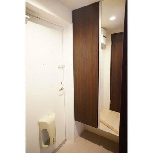 グランメール月寒中央通10505の玄関