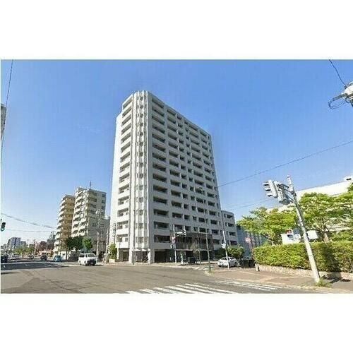 北海道札幌市中央区南一条西27丁目(マンション)の賃貸物件の外観