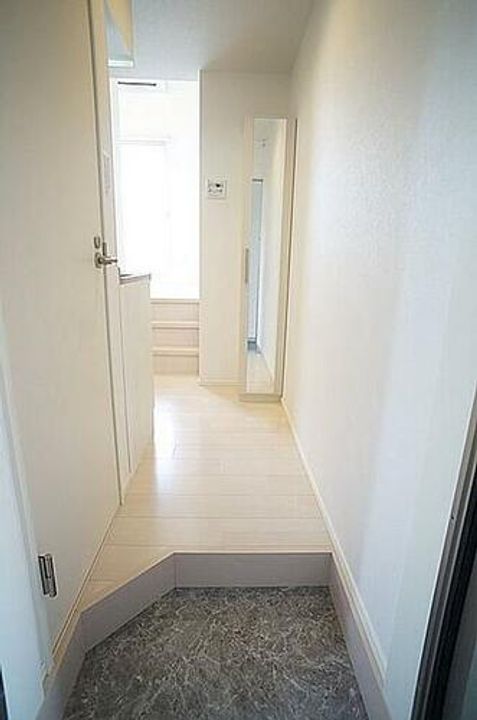 グランフィオーレ吉塚の玄関
