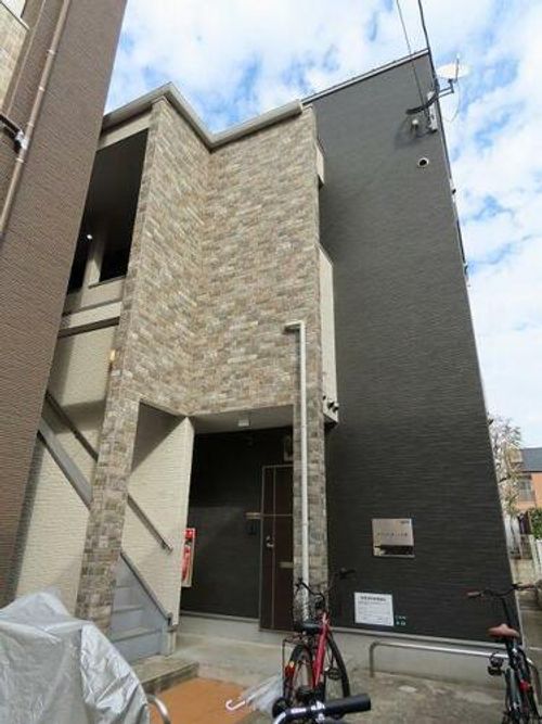 グランフィオーレ吉塚の外観