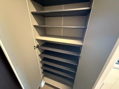 大阪府大阪市浪速区桜川2丁目(マンション)の賃貸物件の玄関