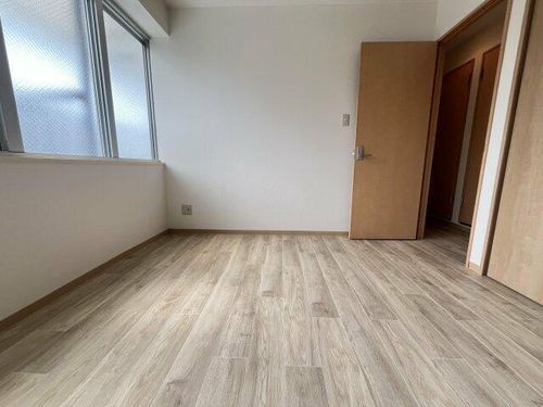 パインリーフ和泉202の内装