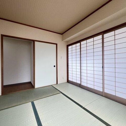 ユーハウス白壁の内装