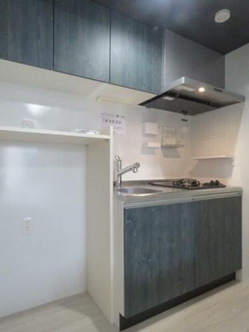 大阪府堺市西区草部(アパート)の賃貸物件の玄関