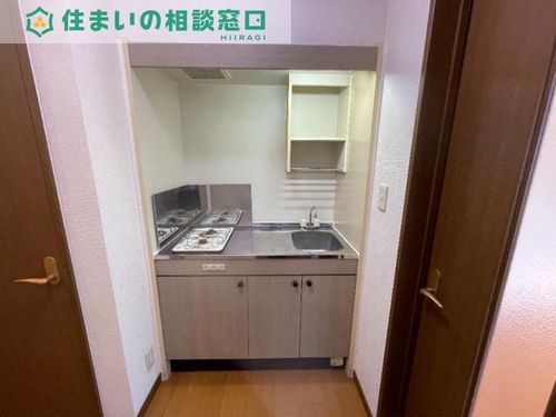 愛知県岡崎市大平町字奥田潰(アパート)の賃貸物件のキッチン