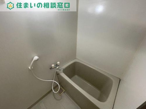 愛知県岡崎市大平町字奥田潰(アパート)の賃貸物件の風呂