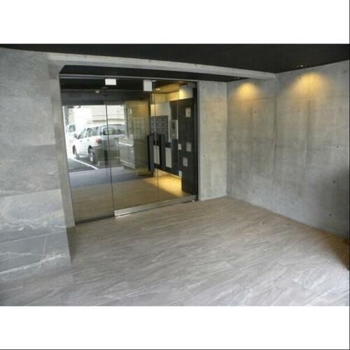 フェーラシュヴァル平岸の玄関