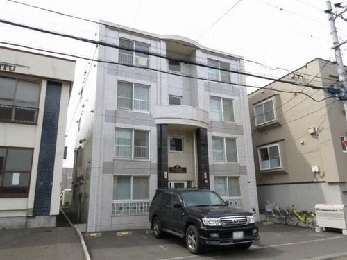 グランメール本郷通8南BSの外観