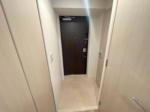 プランドール北浜の玄関