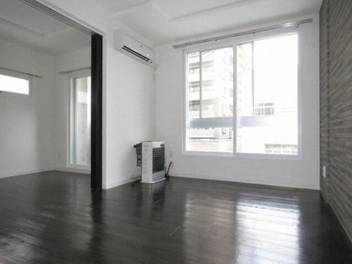 The gate of Hugaの内装