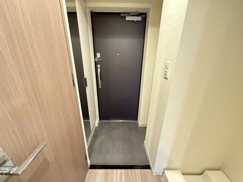 プレサンス四天王寺前夕陽ヶ丘 凛宮の玄関