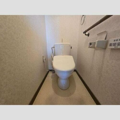 グランド三栄の内装