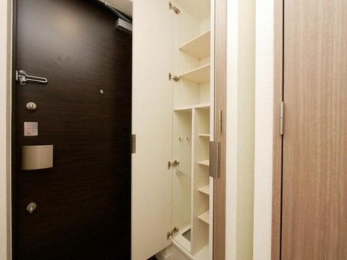 大阪府大阪市浪速区敷津西2丁目(マンション)の賃貸物件の玄関