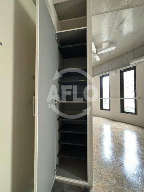 VARIEROYODOの玄関