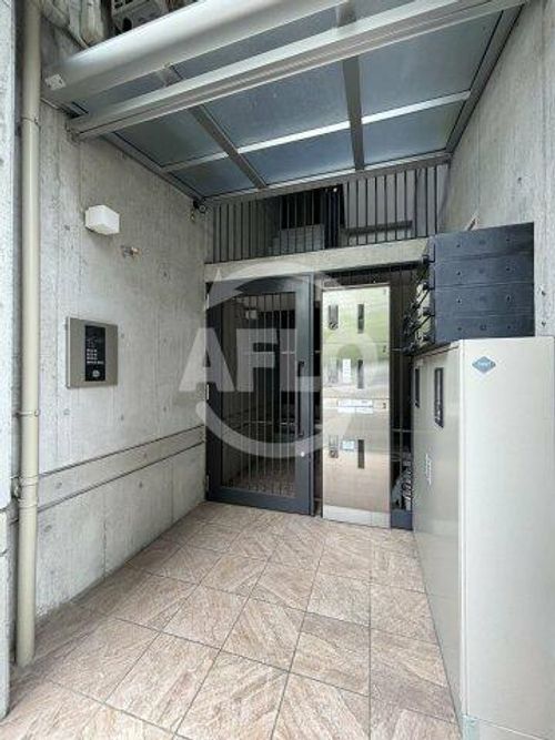 VARIEROYODOの玄関