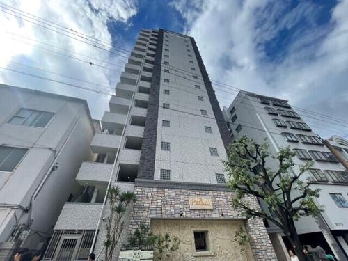 プレジオ難波の外観