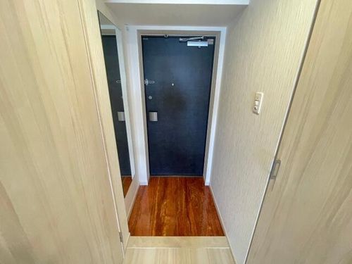 プレジオ難波の玄関