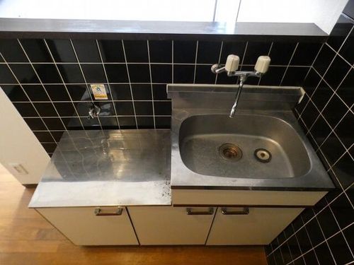 福岡県大野城市雑餉隈町1丁目(アパート)の賃貸物件のキッチン