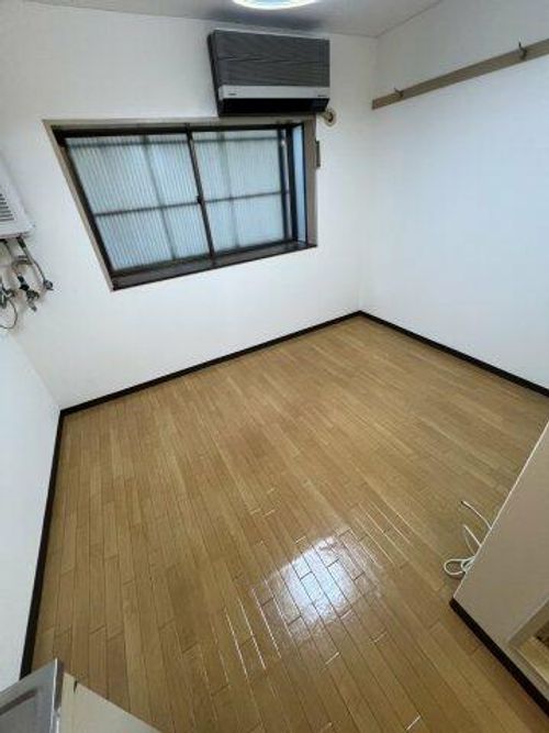 コーポラス我孫子213の居間