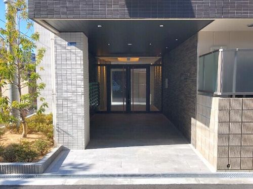 セラ玉出ウェスト305の玄関