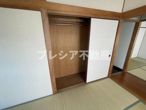 シーマー瓦林の内装
