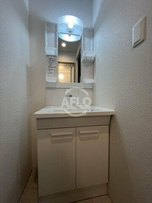 ソリティア桃谷の内装