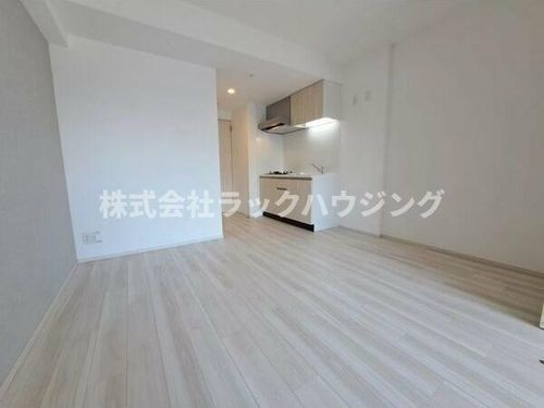 スプランディッド中之島DUEの居間