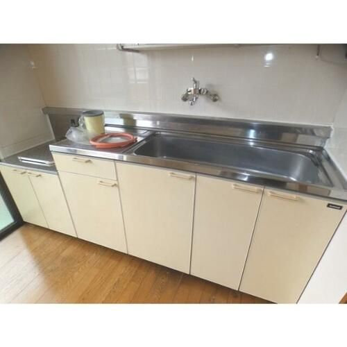 福岡県大野城市雑餉隈町1丁目(アパート)の賃貸物件のキッチン