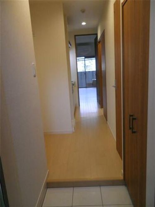 福岡県北九州市小倉南区徳力1丁目(マンション)の賃貸物件の玄関