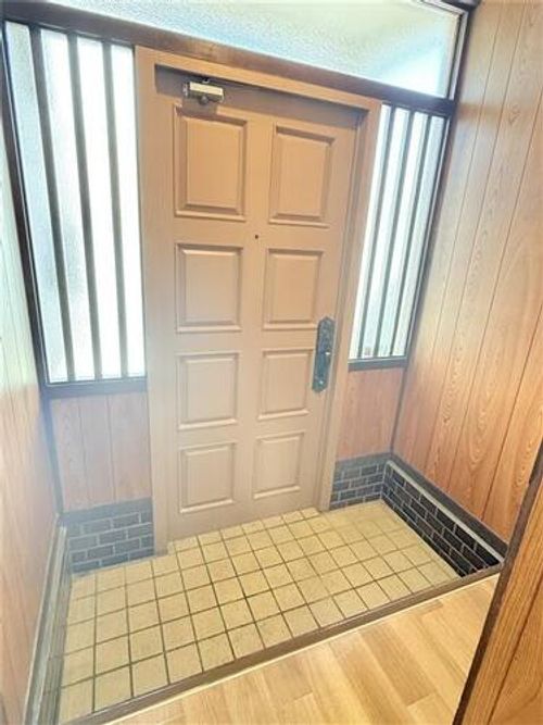 兵庫県高砂市伊保崎4丁目(一戸建)の賃貸物件の玄関