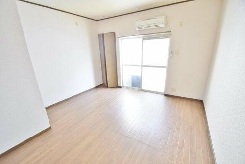 松田ハイツの内装