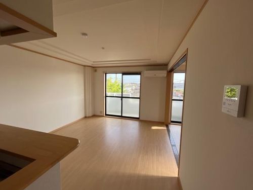 マウントック・レオのその他画像