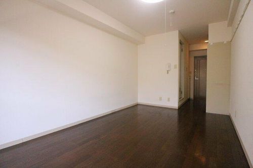 フェリックス福田の内装