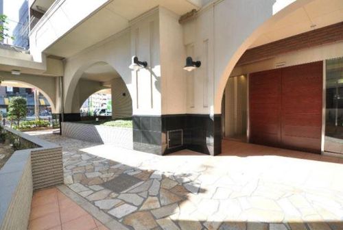 カスタリア阿倍野の玄関