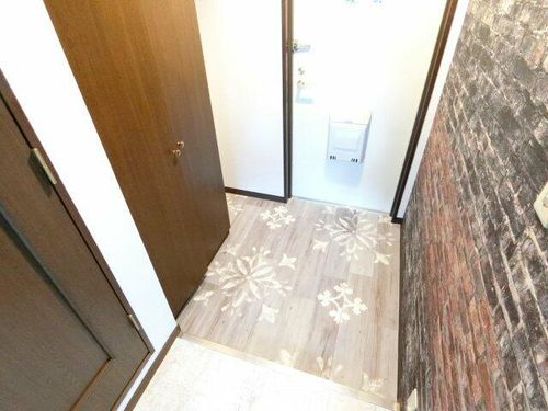 パークヒルズ千代田の玄関