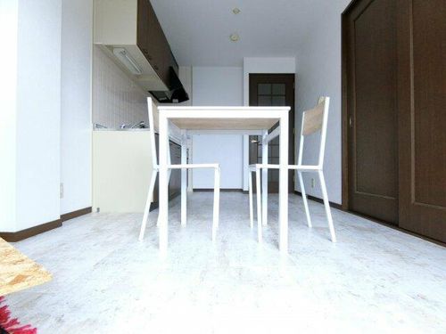 パークヒルズ千代田の居間