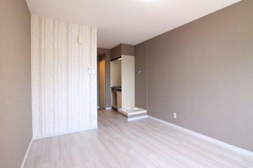 ジュネス人丸の居間