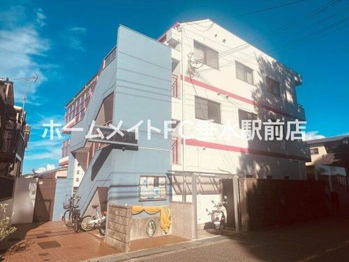 ハイツ甲村A棟の外観